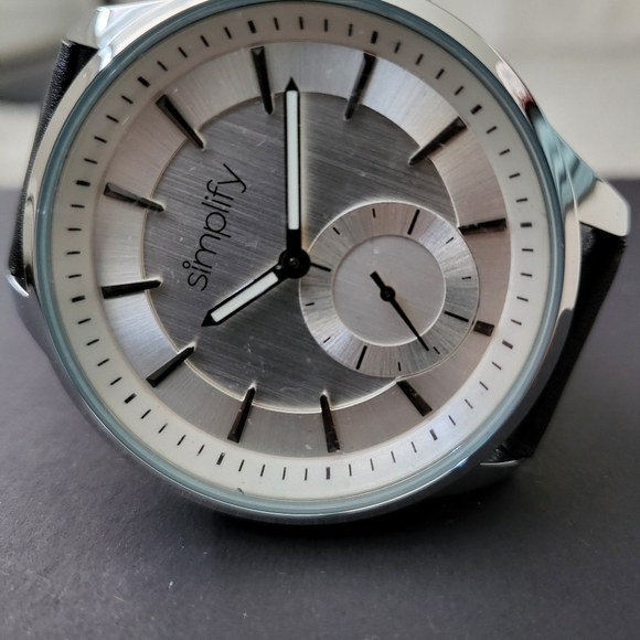 🌟 Simplify Watch - Picture 3 of 7